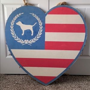 Victoria’s Secret Pink heart decoration